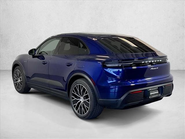 Used 2026 Porsche Macan 4 Electric AWD/4WD image 3