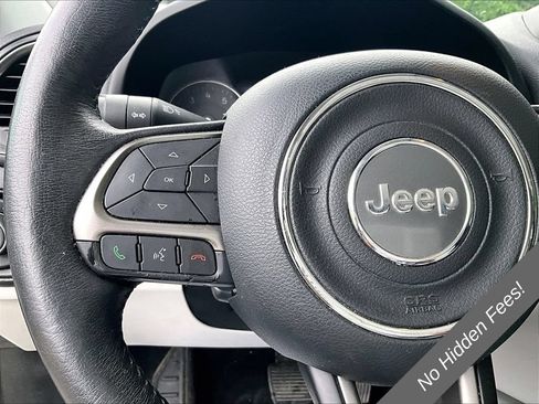 Used 2022 Jeep Renegade Limited w/ Sun, Sound & Wheels Group AWD/4WD image 16