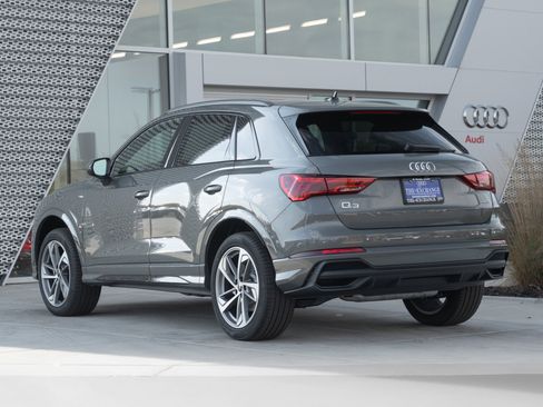 New 2025 Audi Q3 2.0T Premium image 5