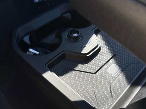 Certified 2025 BMW iX xDrive50 image 24