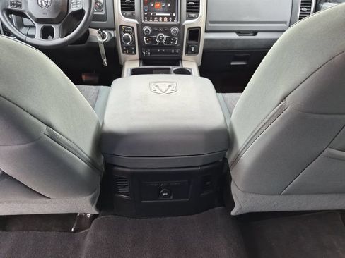 Used 2015 RAM 1500 Lone Star AWD/4WD image 34
