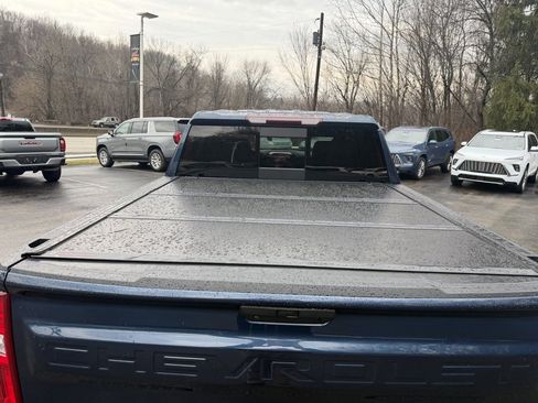 Used 2020 Chevrolet Silverado 1500 LT Trail Boss image 33