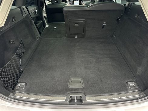 Certified 2023 Volvo XC60 B5 Ultimate image 14