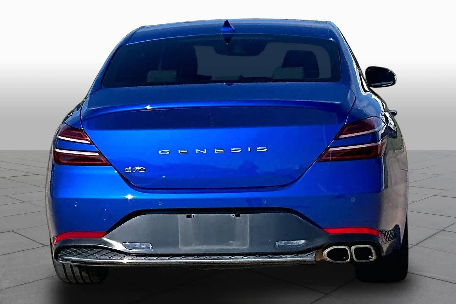 Used 2022 Genesis G70 2.0T w/ Prestige Package RWD image 5