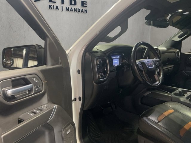Used 2021 GMC Sierra 1500 AT4 w/ AT4 Value Package AWD/4WD image 16