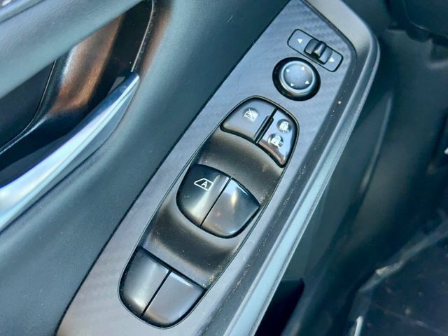 Used 2021 Nissan Sentra SV FWD image 25