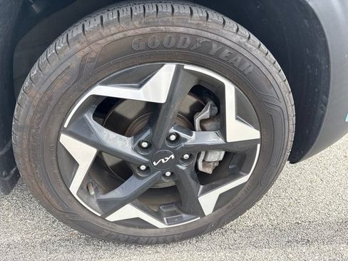 Certified 2024 Kia Seltos EX AWD/4WD image 9