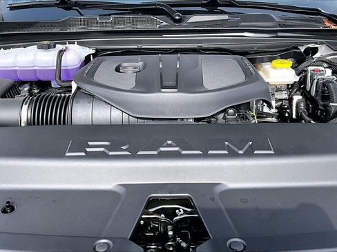 New 2026 RAM 1500 Big Horn AWD/4WD image 34