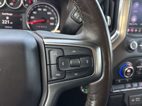 Used 2021 Chevrolet Silverado 1500 LT image 23