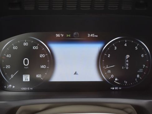Used 2017 Volvo XC90 T6 Momentum w/ Convenience Package AWD/4WD image 21