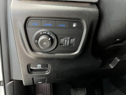 Used 2022 Jeep Grand Cherokee Trailhawk image 19