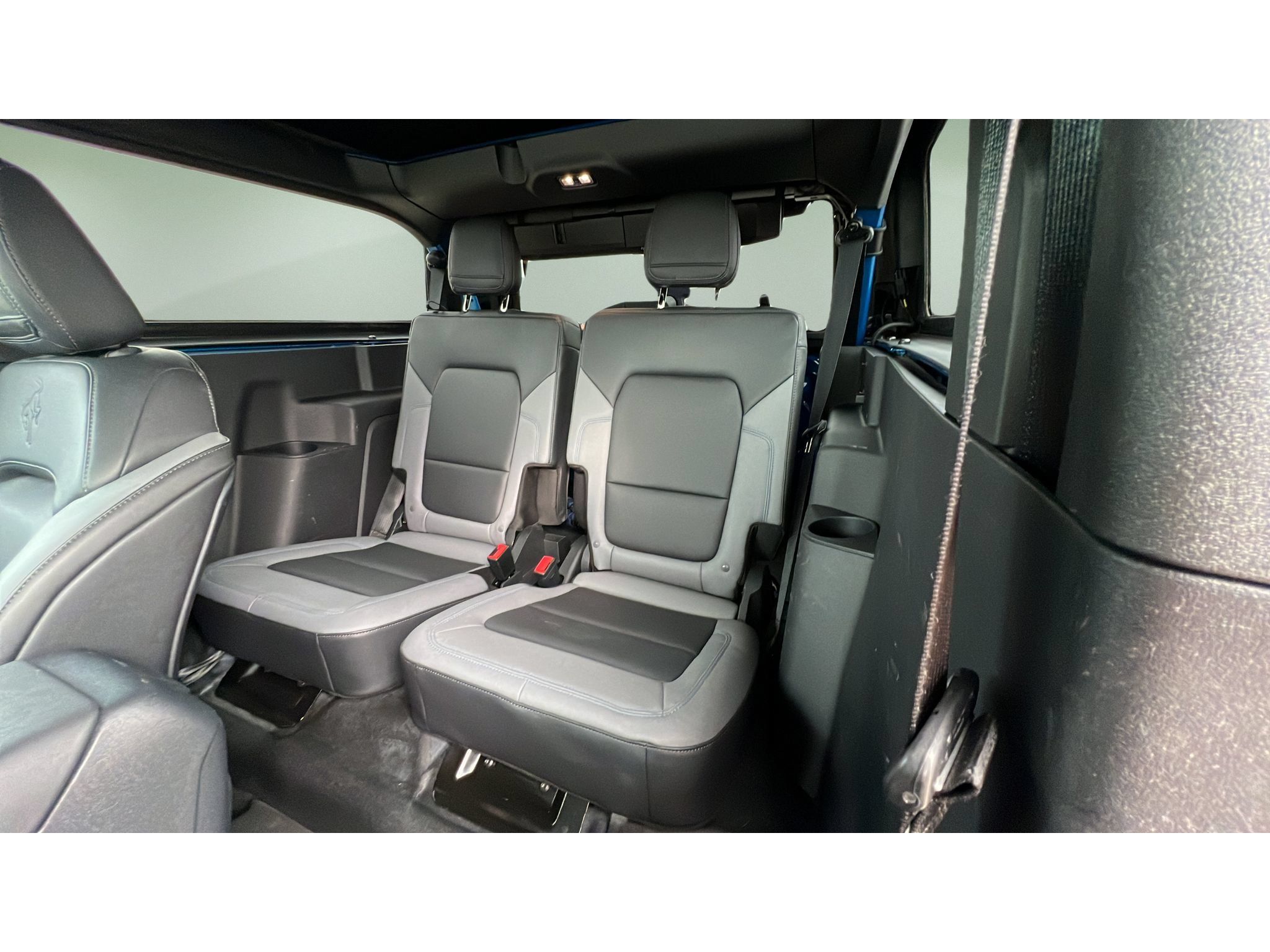 Used 2022 Ford Bronco Black Diamond w/ Sasquatch Package AWD/4WD image 28