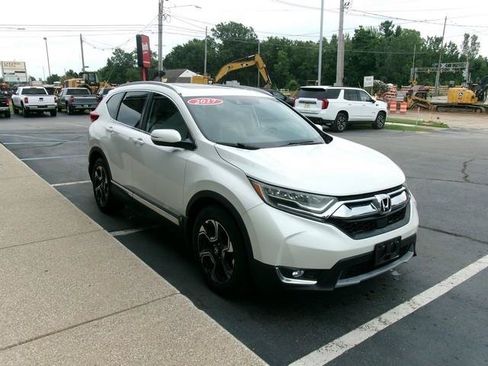 Used 2017 Honda CR-V Touring image 4