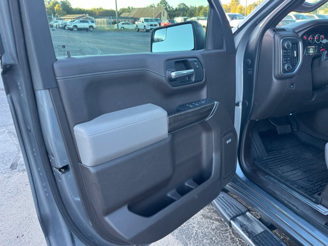 Used 2022 Chevrolet Silverado 1500 RST w/ Convenience Package II AWD/4WD image 5