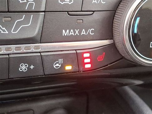 Certified 2022 Ford Escape SEL w/ SEL Stealth AWD Package image 19