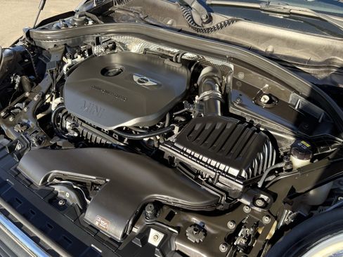 Used 2016 MINI Cooper Clubman image 34