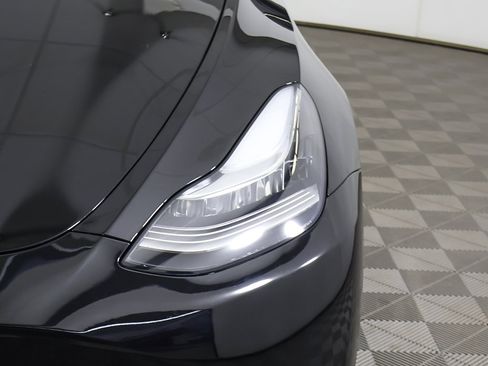 Used 2023 Tesla Model Y Long Range image 15