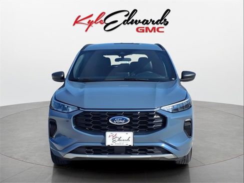 Used 2024 Ford Escape ST-Line image 2