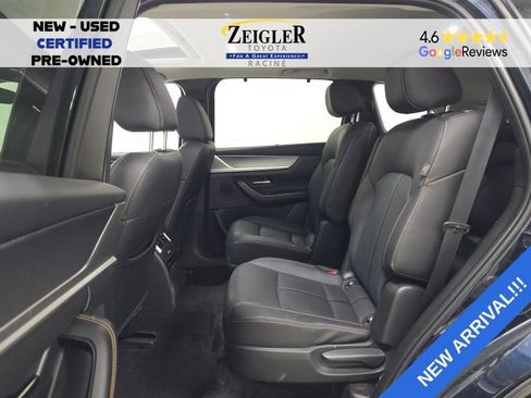 Used 2024 MAZDA CX-90 Plug-In Hybrid w/ Preferred AWD/4WD image 8