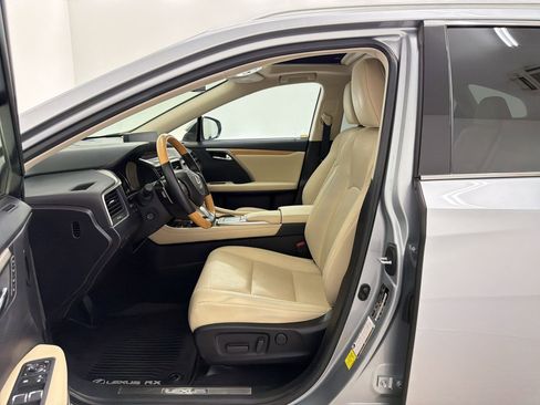 Certified 2022 Lexus RX 350L Premium w/ Premium Package image 5