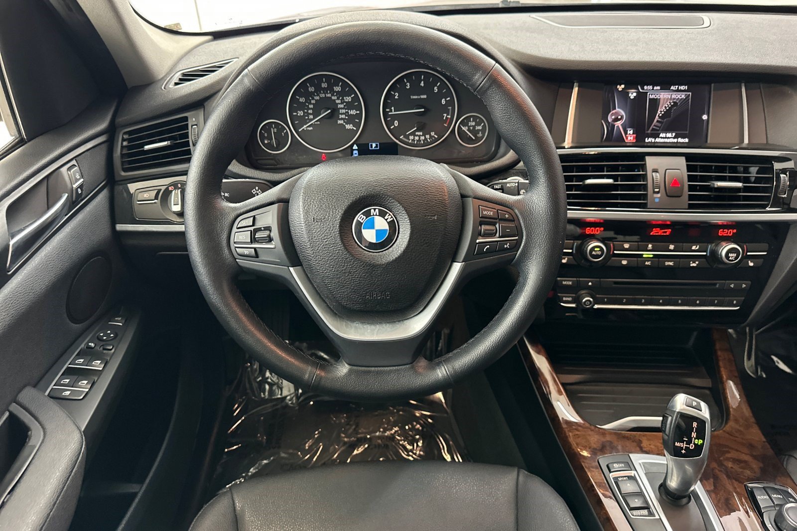 Used 2016 BMW X3 xDrive28i AWD/4WD image 29