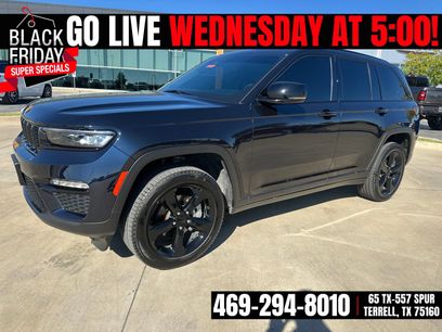 Used 2024 Jeep Grand Cherokee Limited w/ Black Appearance Package
