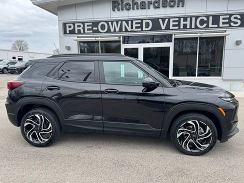 Certified 2026 Chevrolet TrailBlazer RS w/ Convenience Package AWD/4WD image 2