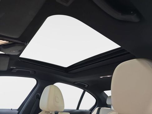 Certified 2023 BMW 330i xDrive Sedan w/ Premium Package image 26