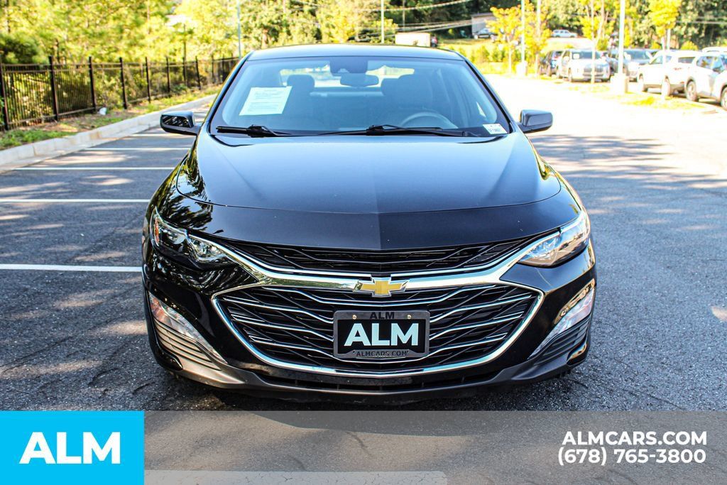 Used 2025 Chevrolet Malibu LT FWD image 9