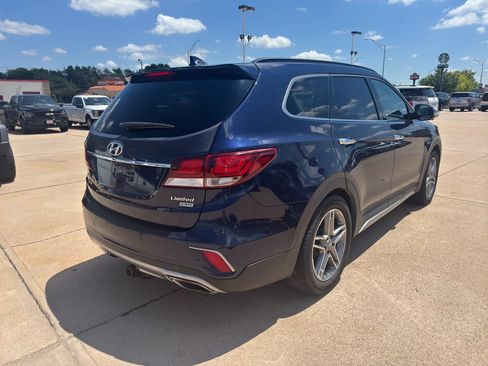 Used 2017 Hyundai Santa Fe Limited FWD image 5