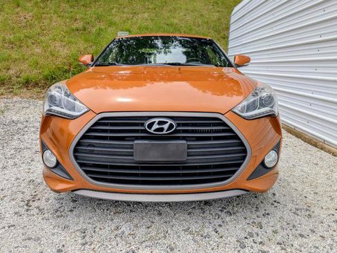 Used 2016 Hyundai Veloster Turbo w/ Option Group 04 FWD image 3