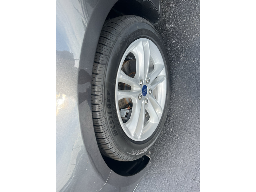Used 2018 Ford Fusion SE FWD image 48