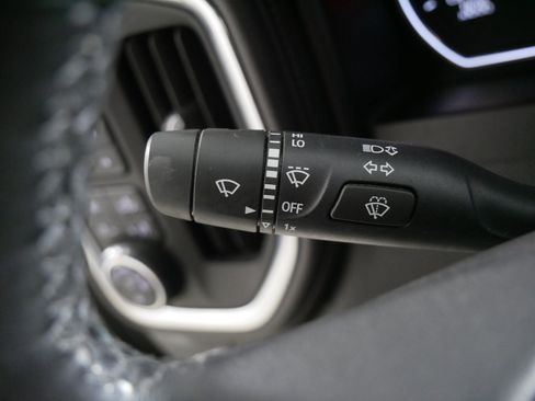 Used 2020 Chevrolet Silverado 1500 RST image 32