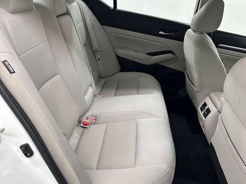 Used 2020 Nissan Altima 2.5 SV FWD image 28