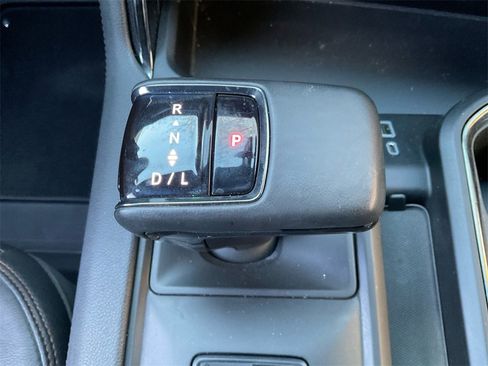 Used 2023 GMC Sierra 1500 AT4 w/ Technology Package image 34