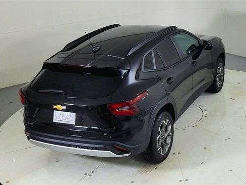 New 2026 Chevrolet Trax LT image 21