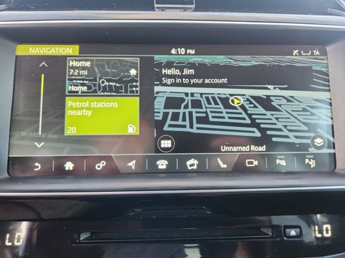 Used 2017 Jaguar F-PACE S image 29