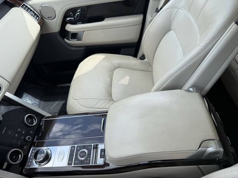 Used 2018 Land Rover Range Rover Supercharged AWD/4WD image 22