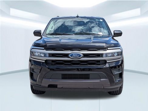 Used 2024 Ford Expedition XLT AWD/4WD image 10