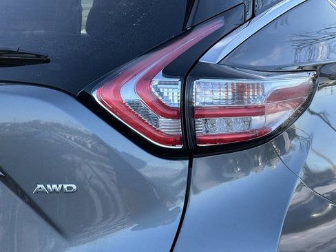 Used 2018 Nissan Murano S image 13