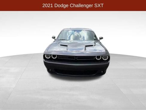 Used 2021 Dodge Challenger SXT w/ Driver Convenience Group AWD/4WD image 2