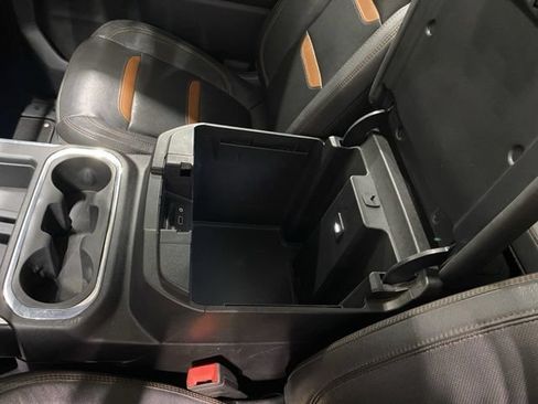 Used 2021 GMC Sierra 2500 AT4 w/ AT4 Premium Plus Package AWD/4WD image 34