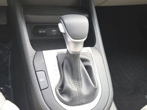 Used 2023 Kia Forte LXS w/ LXS Technology Package image 13