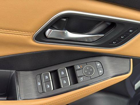 Certified 2023 Nissan Rogue Platinum AWD/4WD image 7