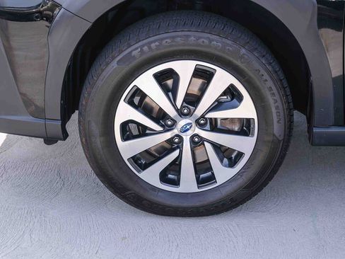 Used 2024 Subaru Outback Premium AWD/4WD image 10