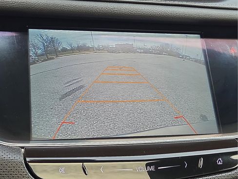 Used 2017 Cadillac XT5 Luxury w/ Driver Awareness Package image 16