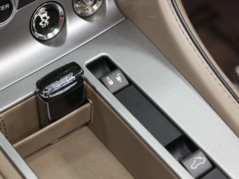 Used 2015 Aston Martin DB9 Volante Carbon Edition Convert image 45