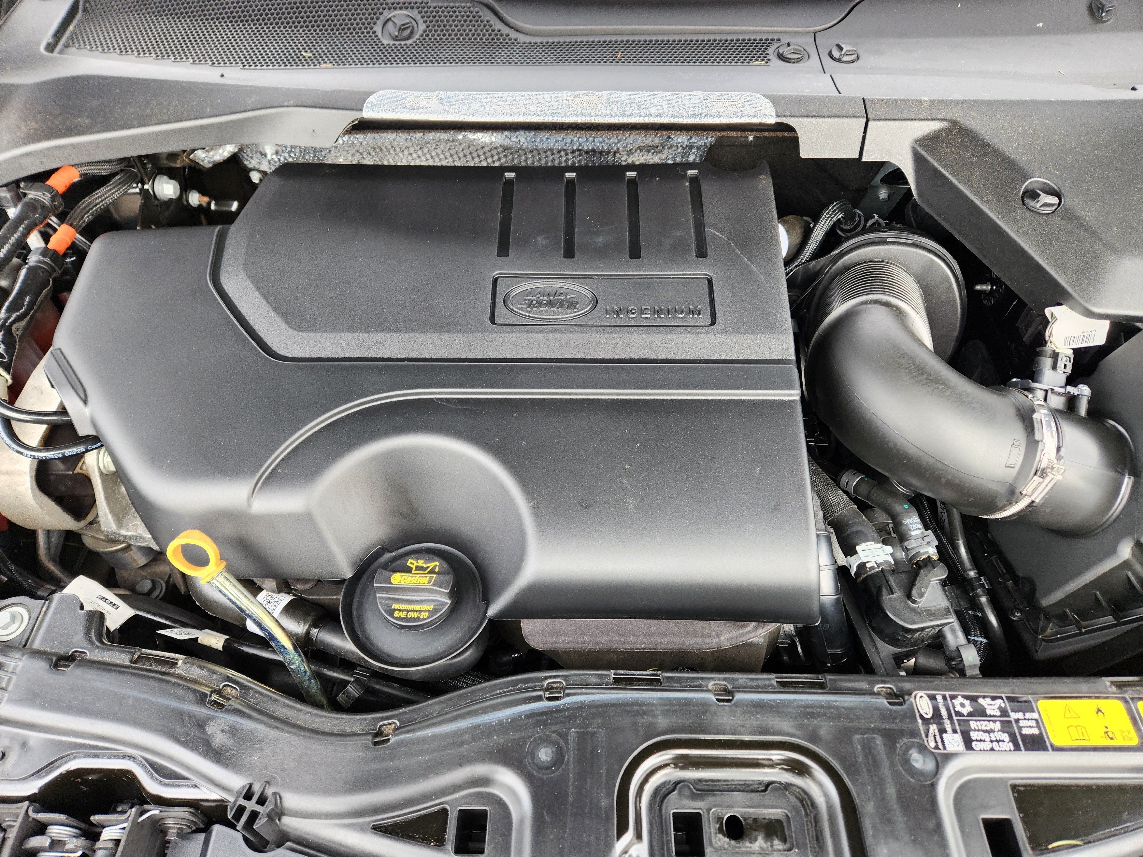 Certified 2025 Land Rover Discovery Sport S AWD/4WD image 9