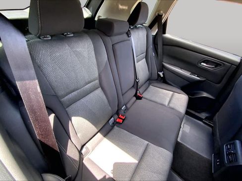 Used 2024 Nissan Rogue SV FWD image 19