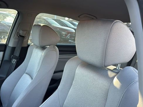 Used 2018 Honda Accord LX image 25